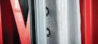 MF 螺纹支架适配器 公-母涂层碳钢螺纹支架，适用于紧固至被动防火保护 (PFP) 涂层钢梁 产品应用 12