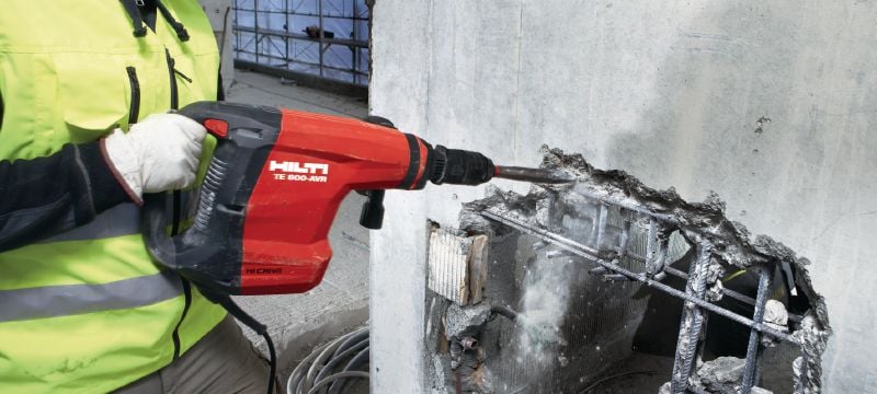 TE 800-AVR 坚固耐用又高效的破碎机/拆毁锤，适用于在墙壁和地板上工作，特性为低振动和长寿命。 产品应用 1
