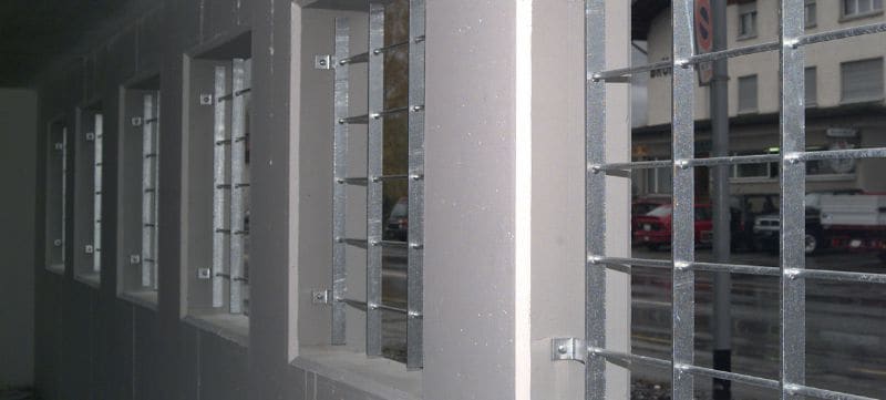HRD-K 塑料框架锚栓 无凸缘的高性能塑料框架锚栓（碳钢，六角头） 产品应用 1